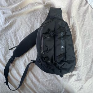 Patagonia Atom Sling Black—used twice
